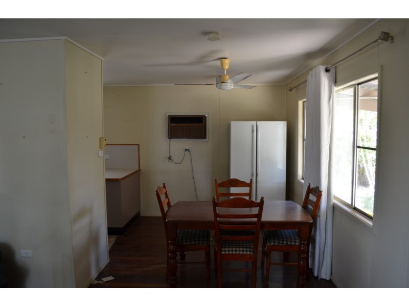 3 Ironbark Street, Blackwater QLD 4717