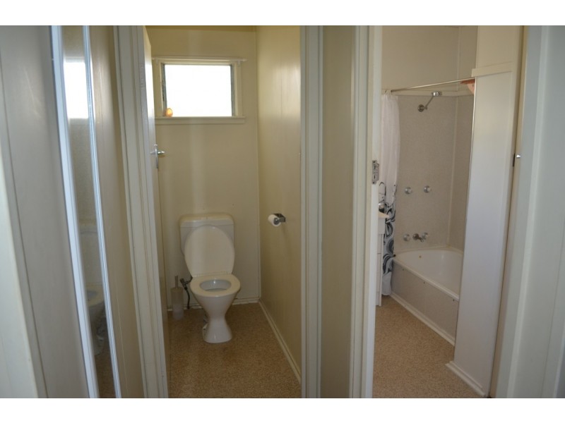 3 Ironbark Street, Blackwater QLD 4717