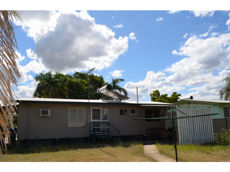 3 Ironbark Street, Blackwater QLD 4717