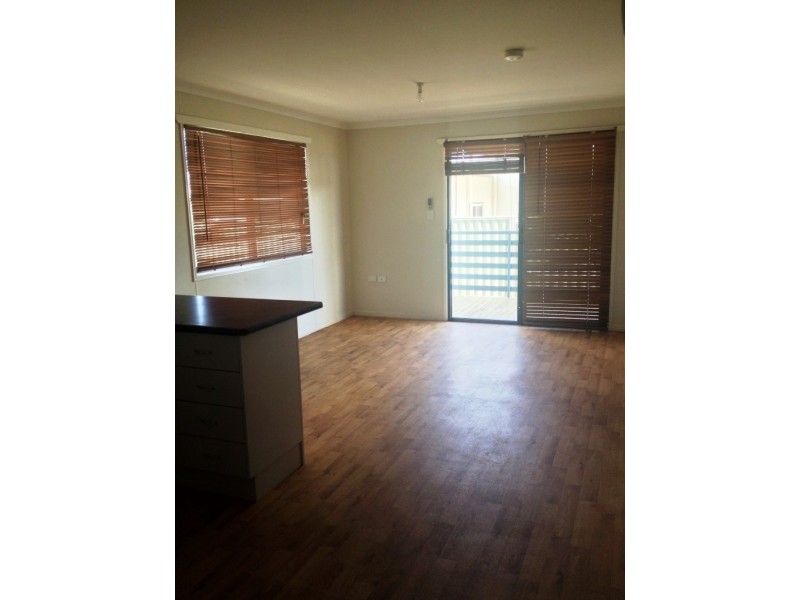 1b Summer Red Court, Blackwater QLD 4717