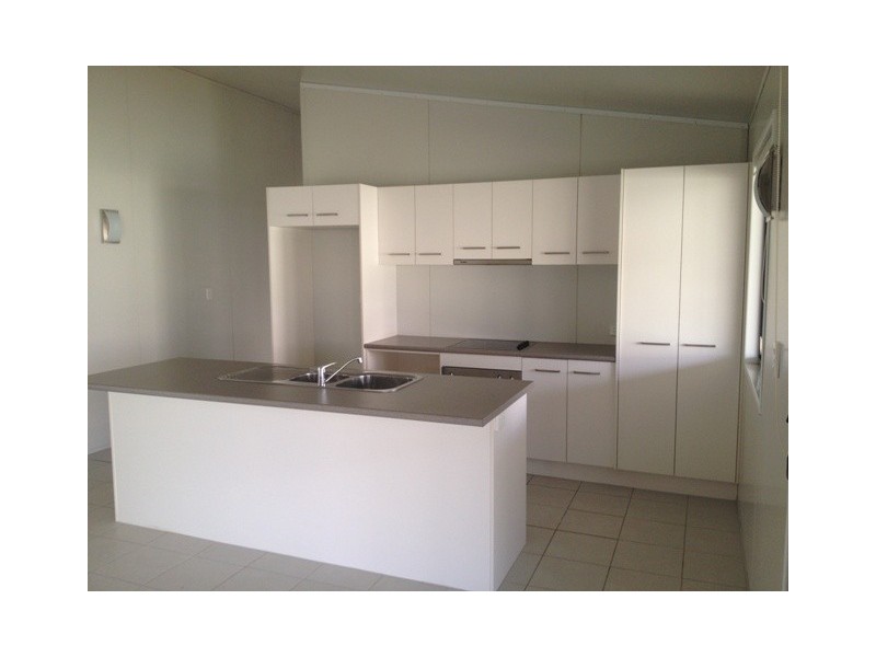 14 Summer Red Court, Blackwater QLD 4717