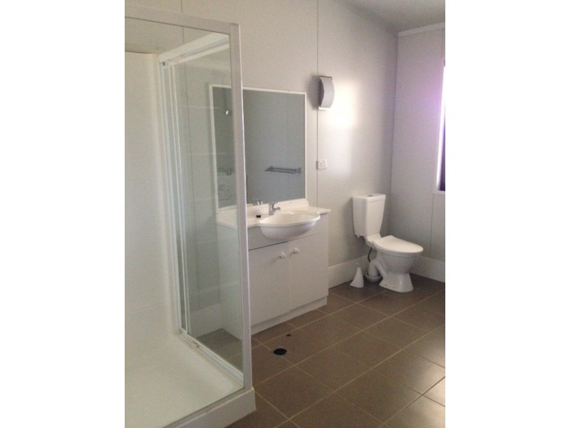 24 Hunter Street, Blackwater QLD 4717