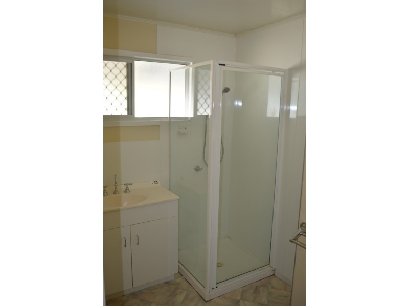 6 Box Street, Blackwater QLD 4717