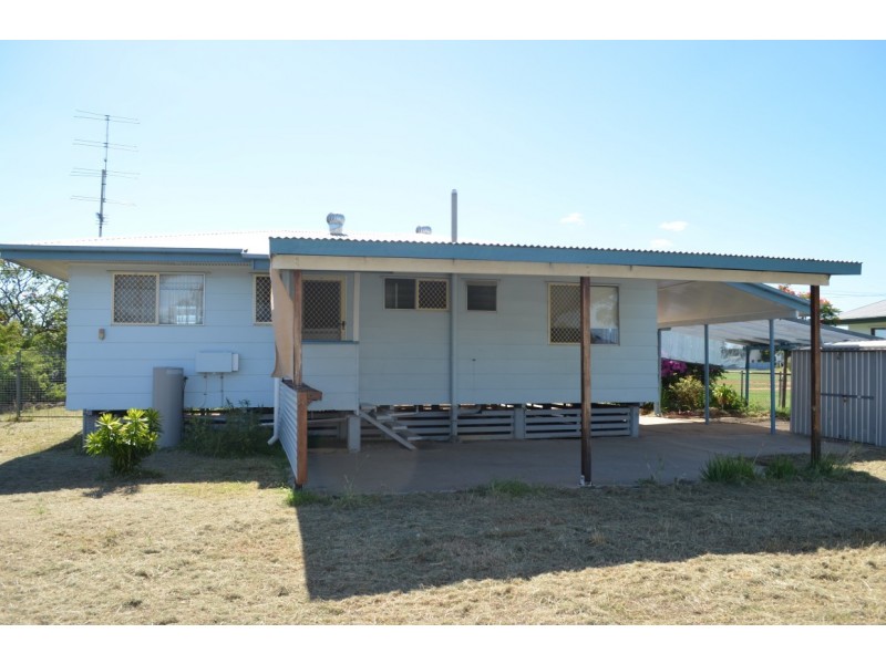 6 Box Street, Blackwater QLD 4717