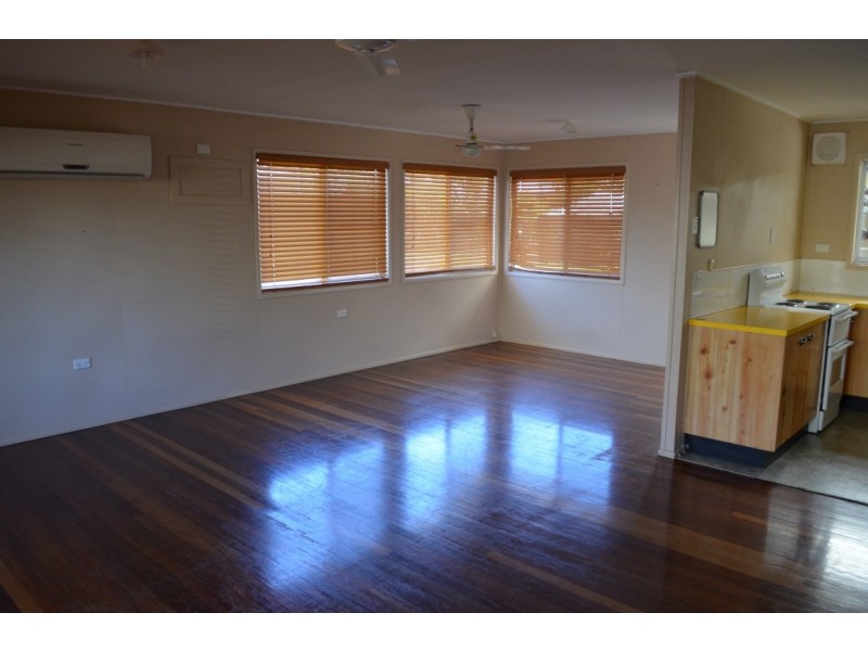 8 Lawless Street, Blackwater QLD 4717