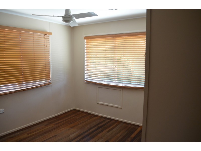 8 Lawless Street, Blackwater QLD 4717