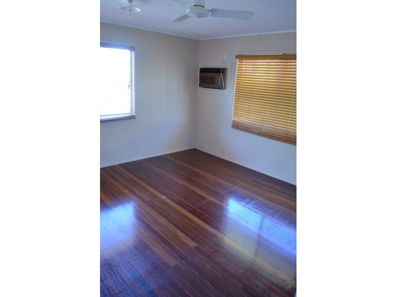 8 Lawless Street, Blackwater QLD 4717