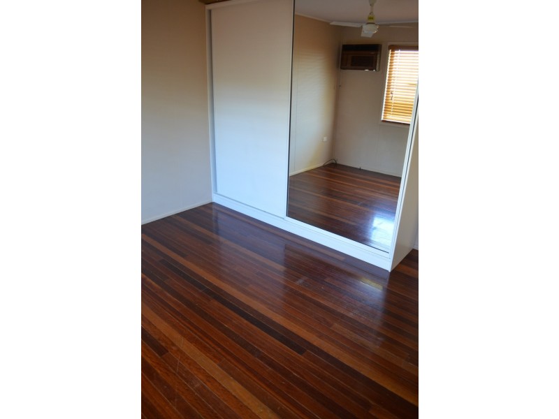 8 Lawless Street, Blackwater QLD 4717