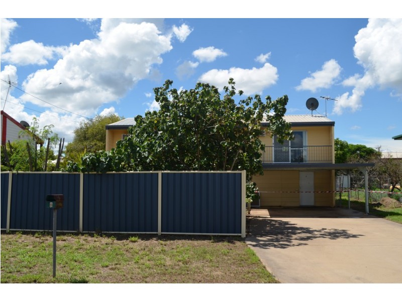 4 Conachan Street, Blackwater QLD 4717