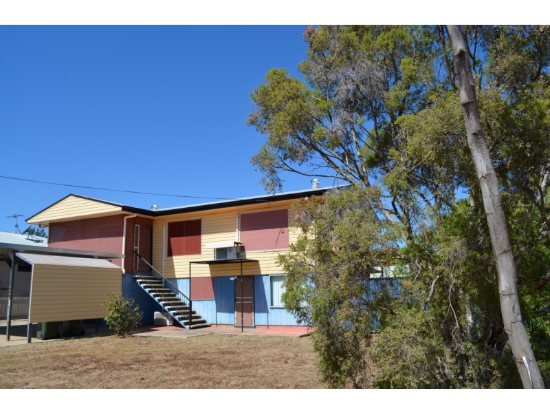 1 Blackbutt Street, Blackwater QLD 4717