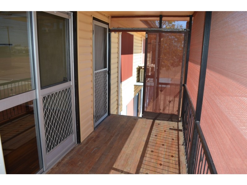 1 Blackbutt Street, Blackwater QLD 4717