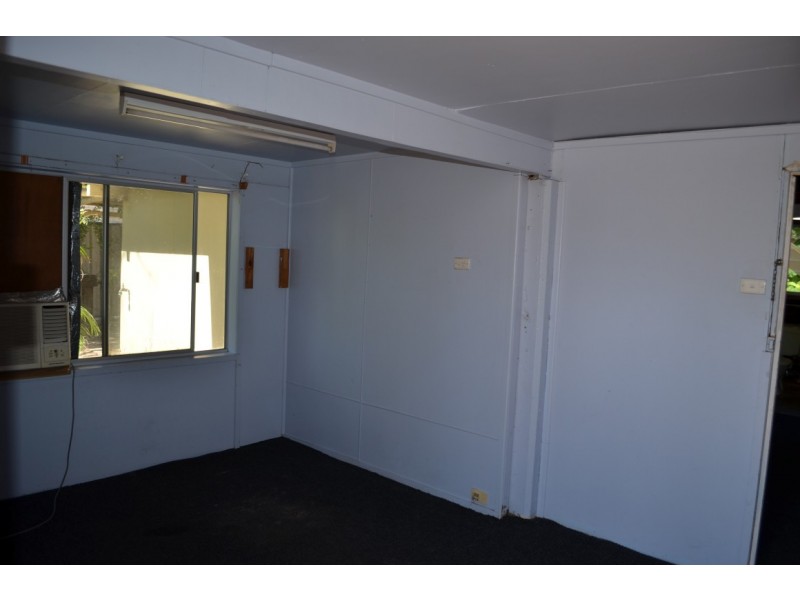 24 Bottletree Avenue, Blackwater QLD 4717