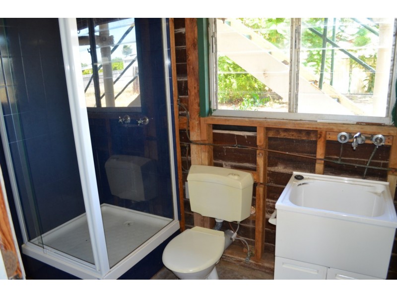 24 Bottletree Avenue, Blackwater QLD 4717