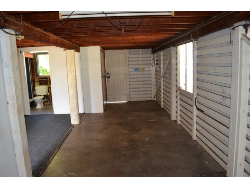 24 Bottletree Avenue, Blackwater QLD 4717