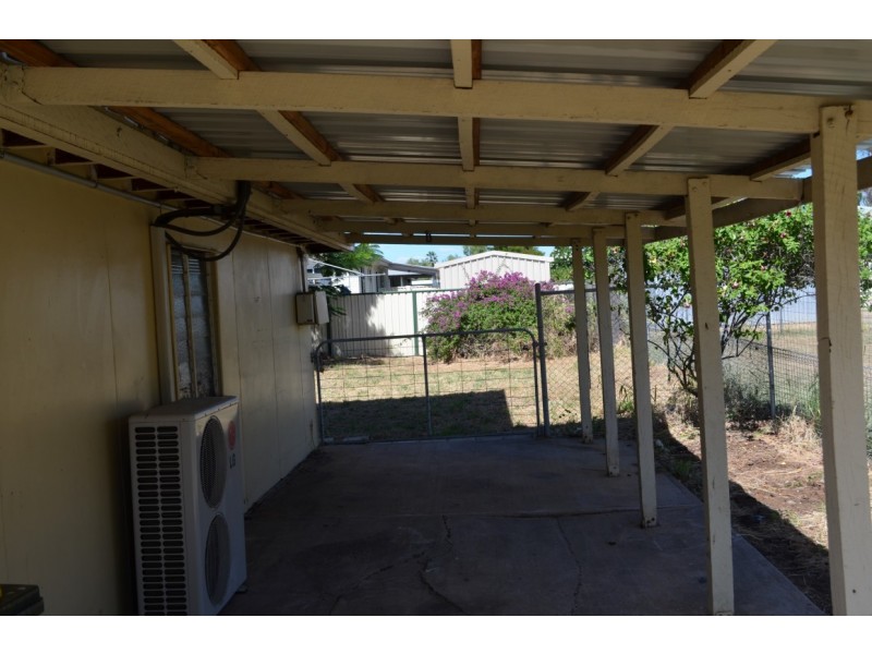 24 Bottletree Avenue, Blackwater QLD 4717