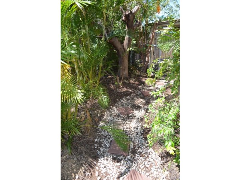 24 Bottletree Avenue, Blackwater QLD 4717