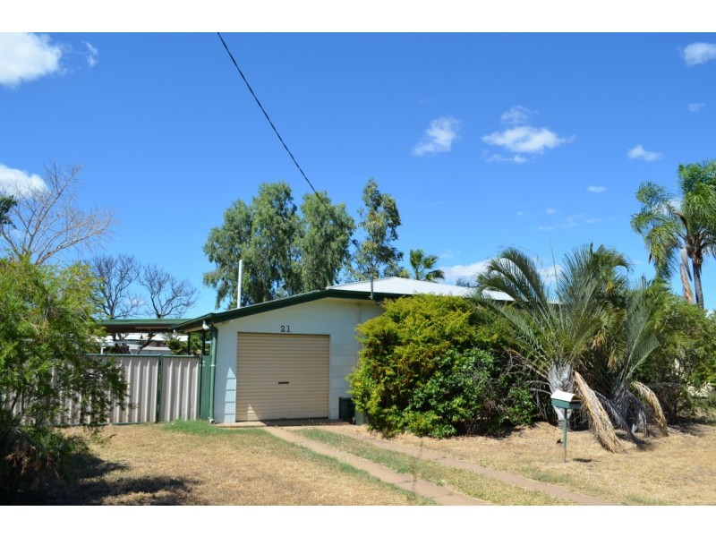 21 Littlefield Street, Blackwater QLD 4717