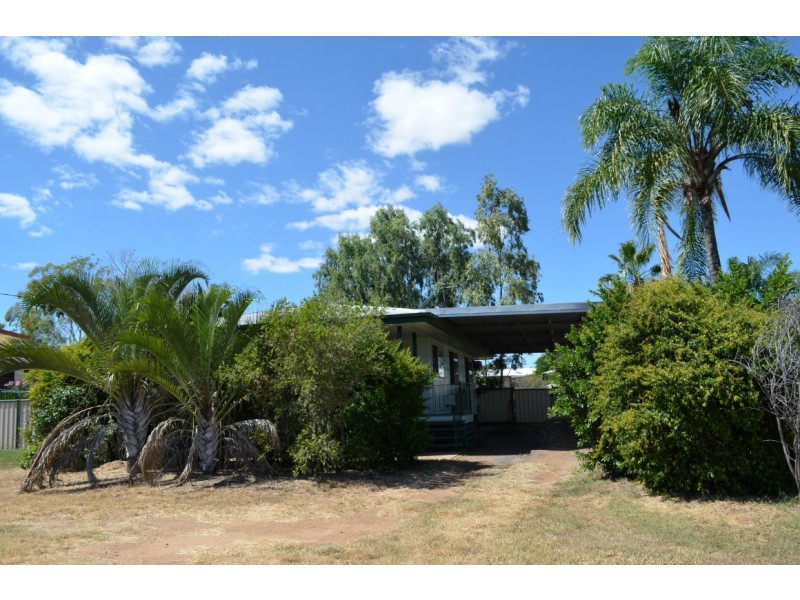 21 Littlefield Street, Blackwater QLD 4717