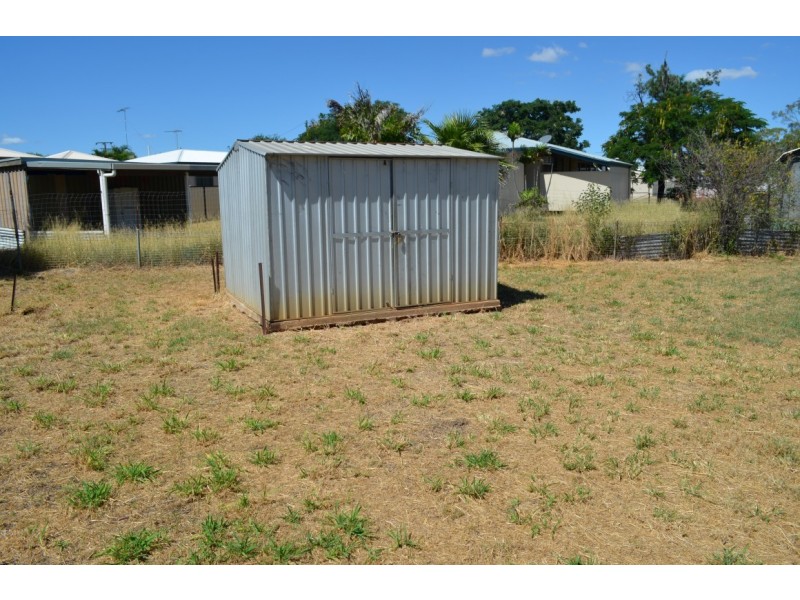 21 Littlefield Street, Blackwater QLD 4717