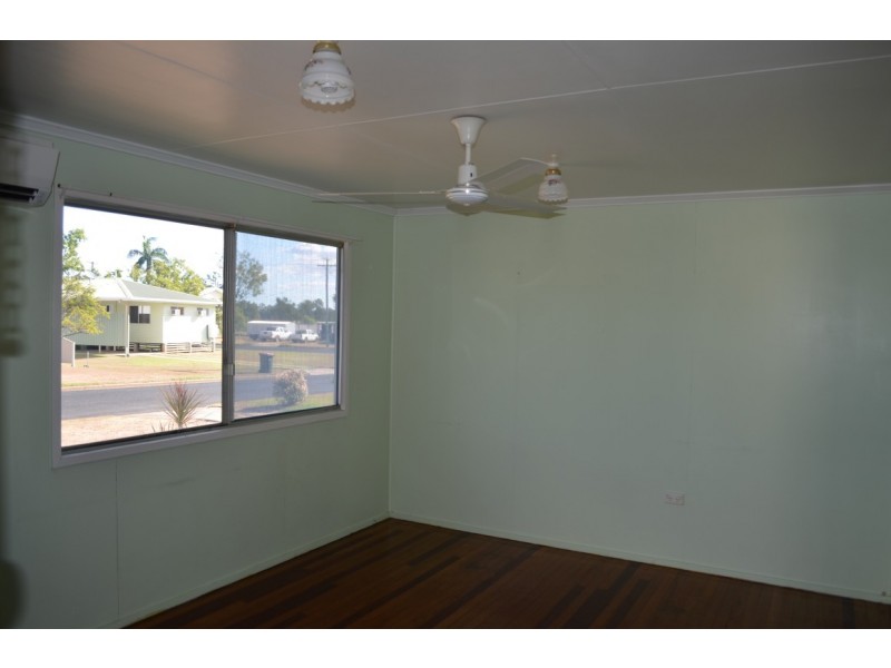 6 Cedar Street, Blackwater QLD 4717