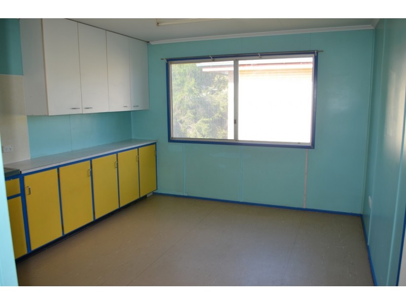 6 Cedar Street, Blackwater QLD 4717