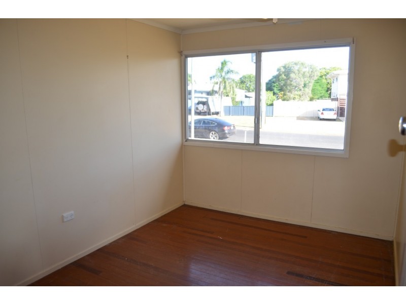 6 Cedar Street, Blackwater QLD 4717