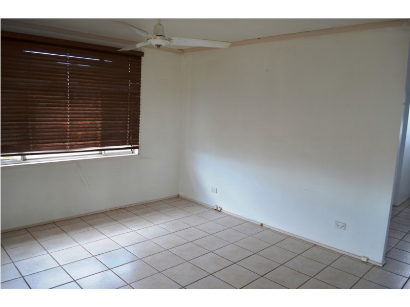 25 Acacia Street, Blackwater QLD 4717