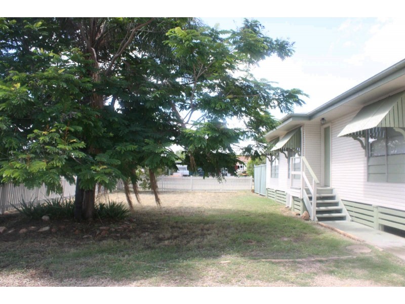 12A Rufus Street, Blackwater QLD 4717