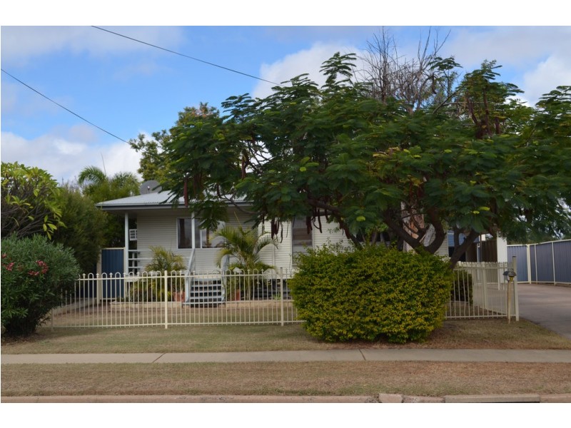 63 Wattle Street, Blackwater QLD 4717