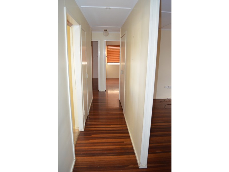 63 Wattle Street, Blackwater QLD 4717