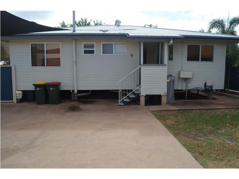 63 Wattle Street, Blackwater QLD 4717