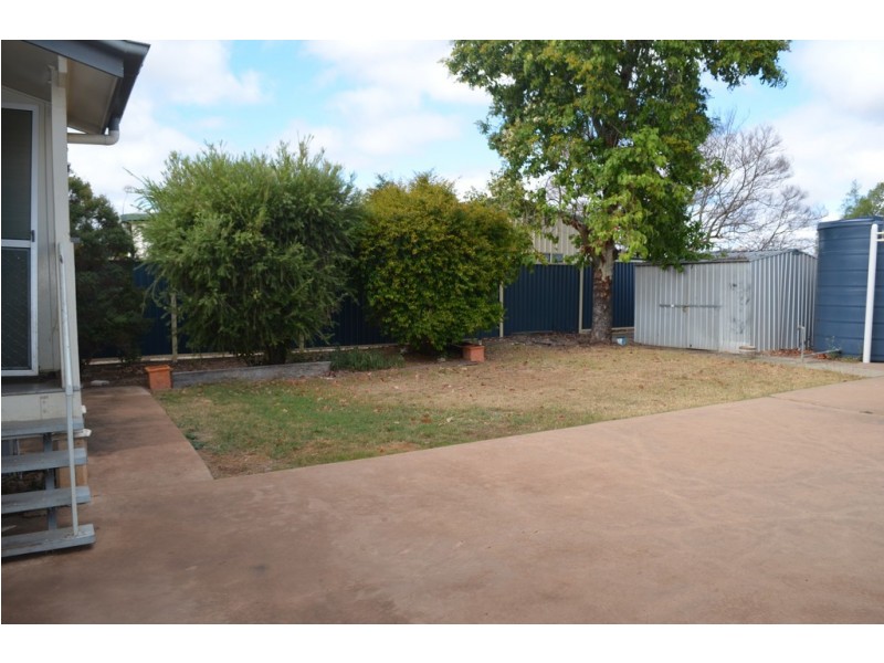 63 Wattle Street, Blackwater QLD 4717