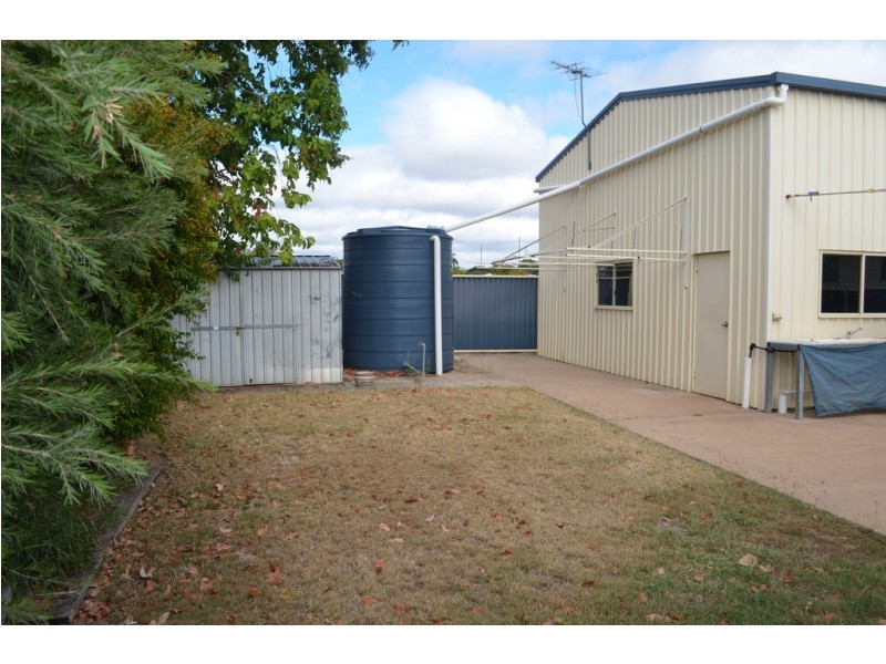 63 Wattle Street, Blackwater QLD 4717