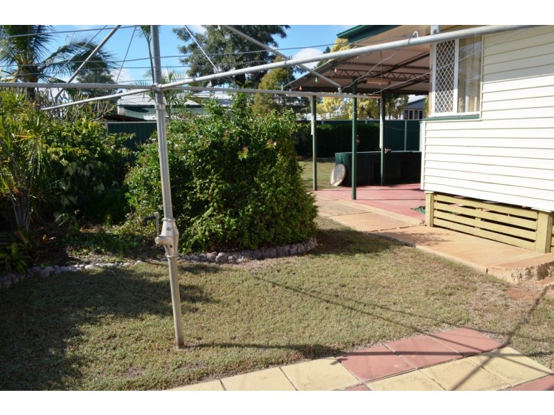 5 Sandalwood Street, Blackwater QLD 4717