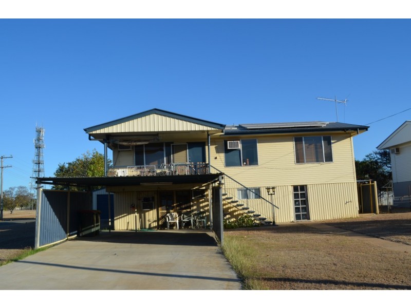 27 Fig Street, Blackwater QLD 4717