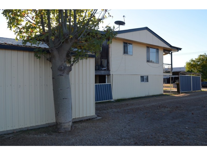 27 Fig Street, Blackwater QLD 4717