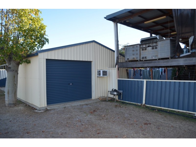 27 Fig Street, Blackwater QLD 4717