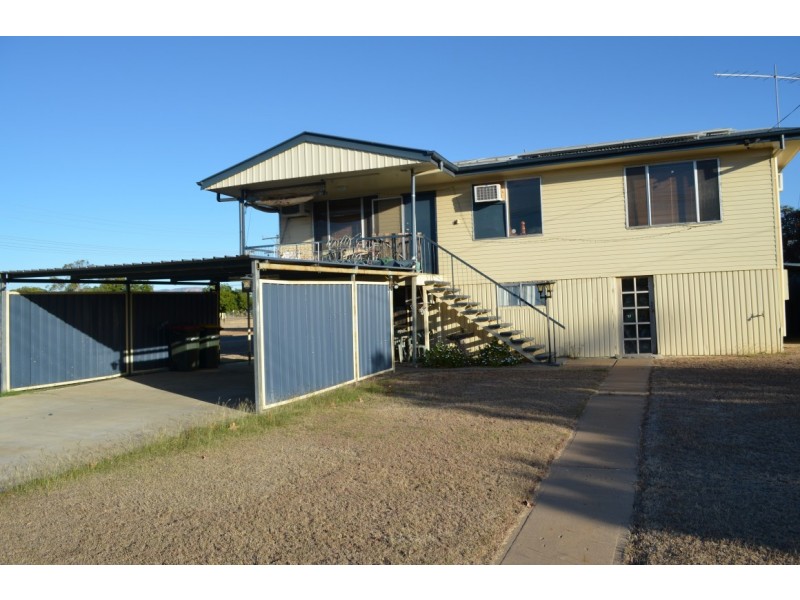 27 Fig Street, Blackwater QLD 4717