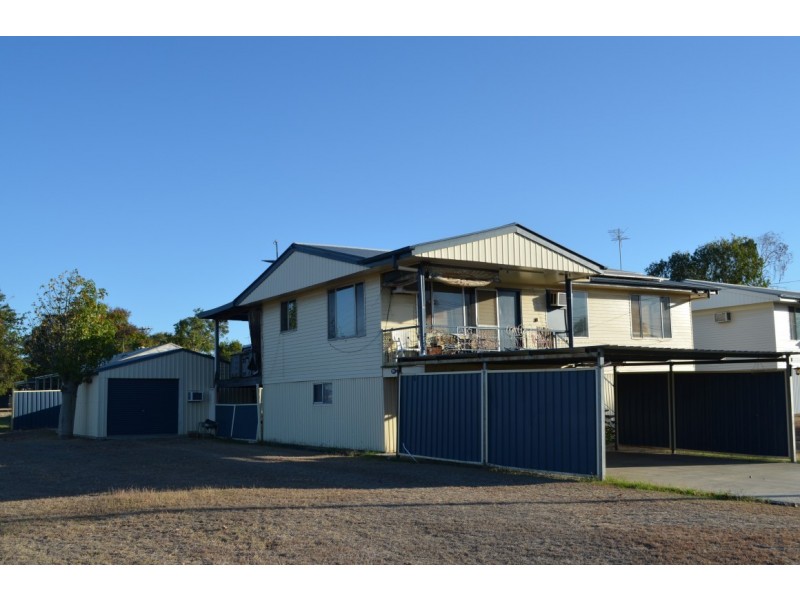 27 Fig Street, Blackwater QLD 4717
