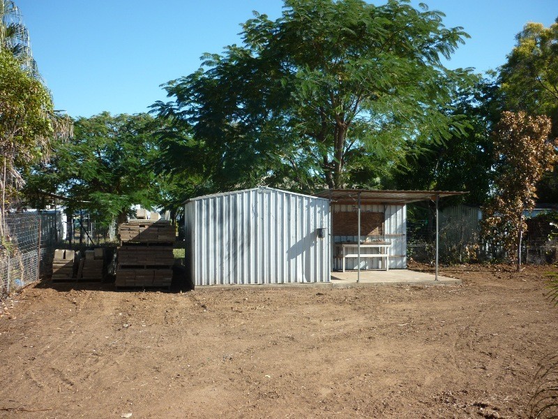 78 Arthur Street, Blackwater QLD 4717