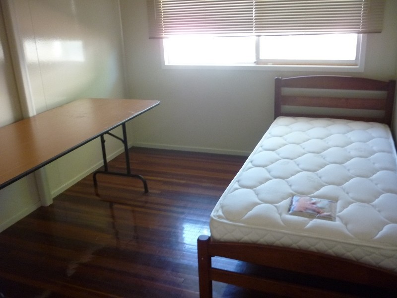 78 Arthur Street, Blackwater QLD 4717