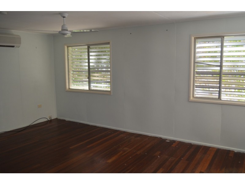 7 Bredhauer Street, Blackwater QLD 4717