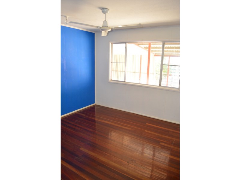 7 Bredhauer Street, Blackwater QLD 4717