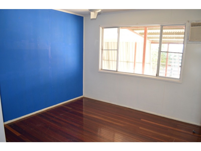 7 Bredhauer Street, Blackwater QLD 4717