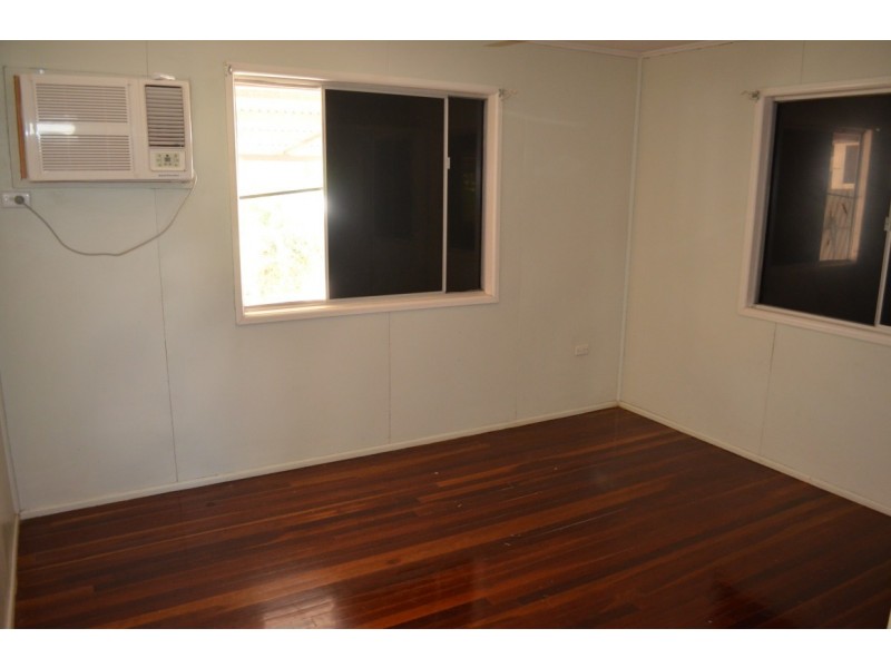 7 Bredhauer Street, Blackwater QLD 4717