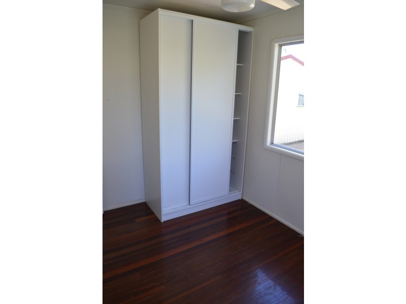 7 Bredhauer Street, Blackwater QLD 4717