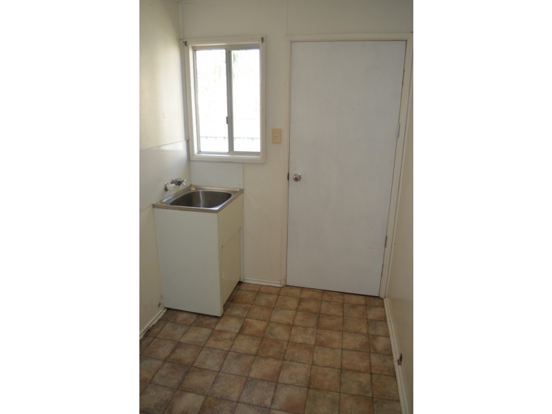 7 Bredhauer Street, Blackwater QLD 4717