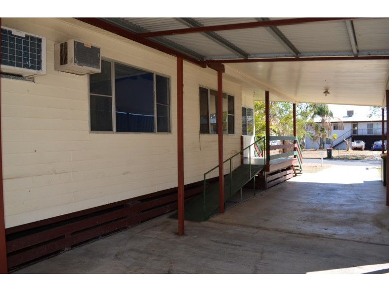 7 Bredhauer Street, Blackwater QLD 4717