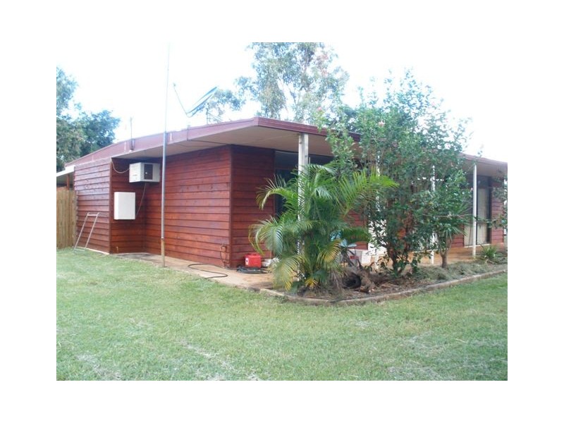 21  King St, Duaringa QLD 4712