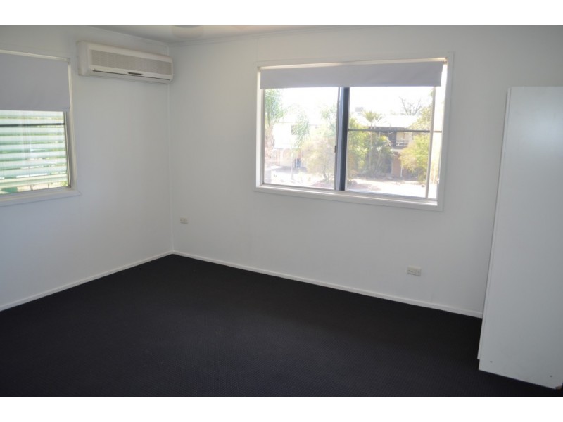 24 Bottletree Avenue, Blackwater QLD 4717